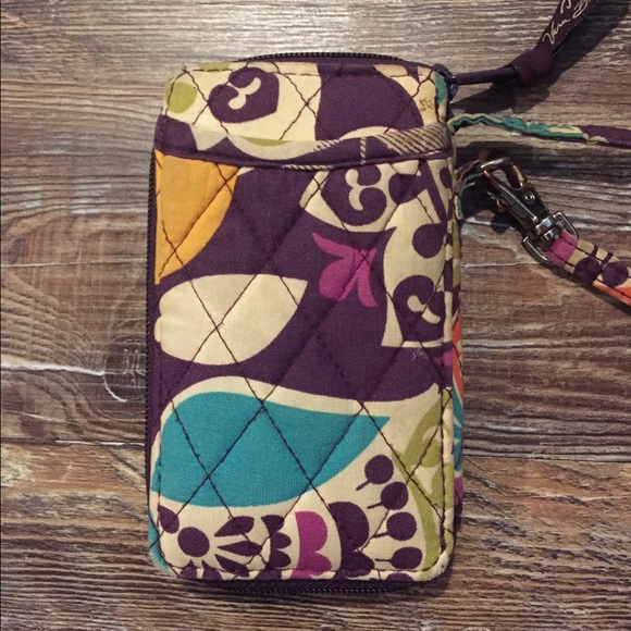 Vera Bradley Handbags - SALE🎈Colorful Vera Bradley Wallet Wristlet